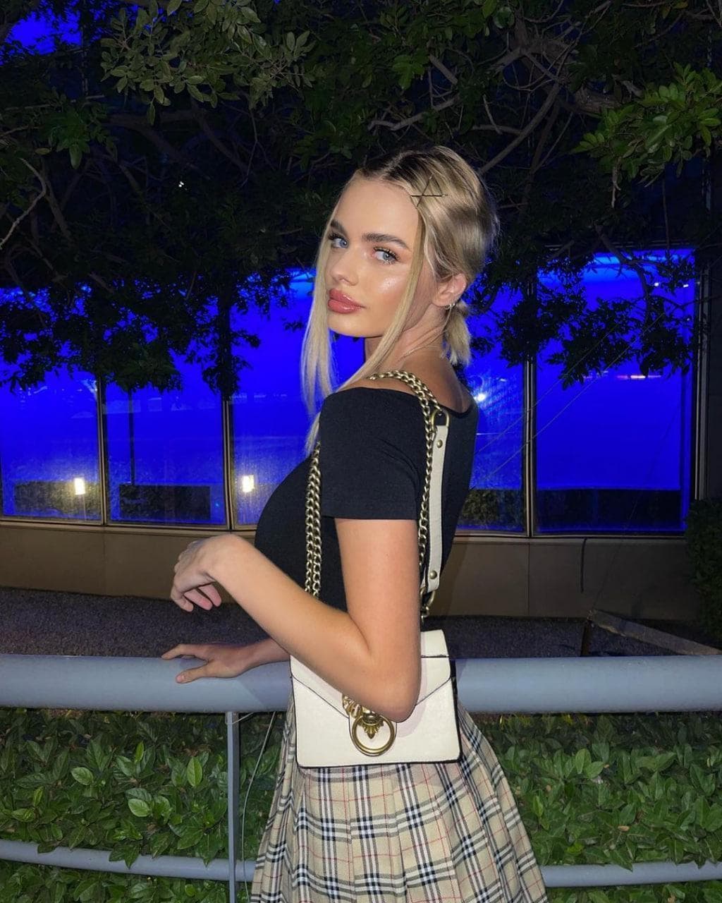 Kaitlyn Breda escort — foto 3