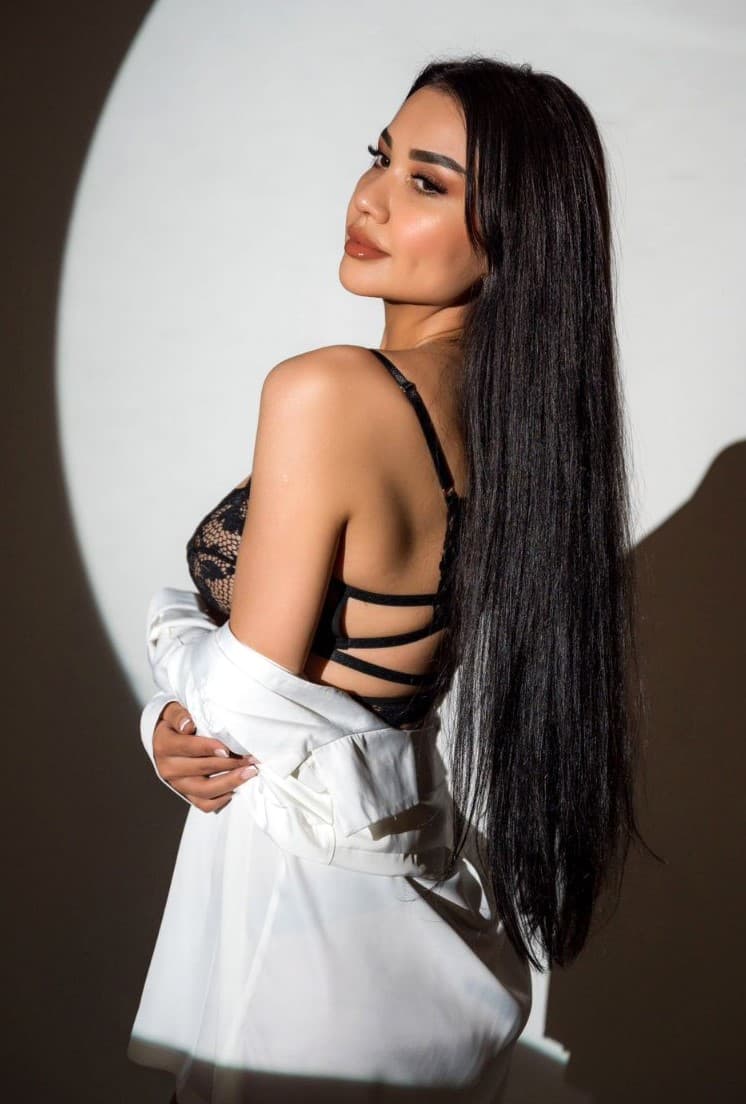 Amida (27) | Amsterdam escort