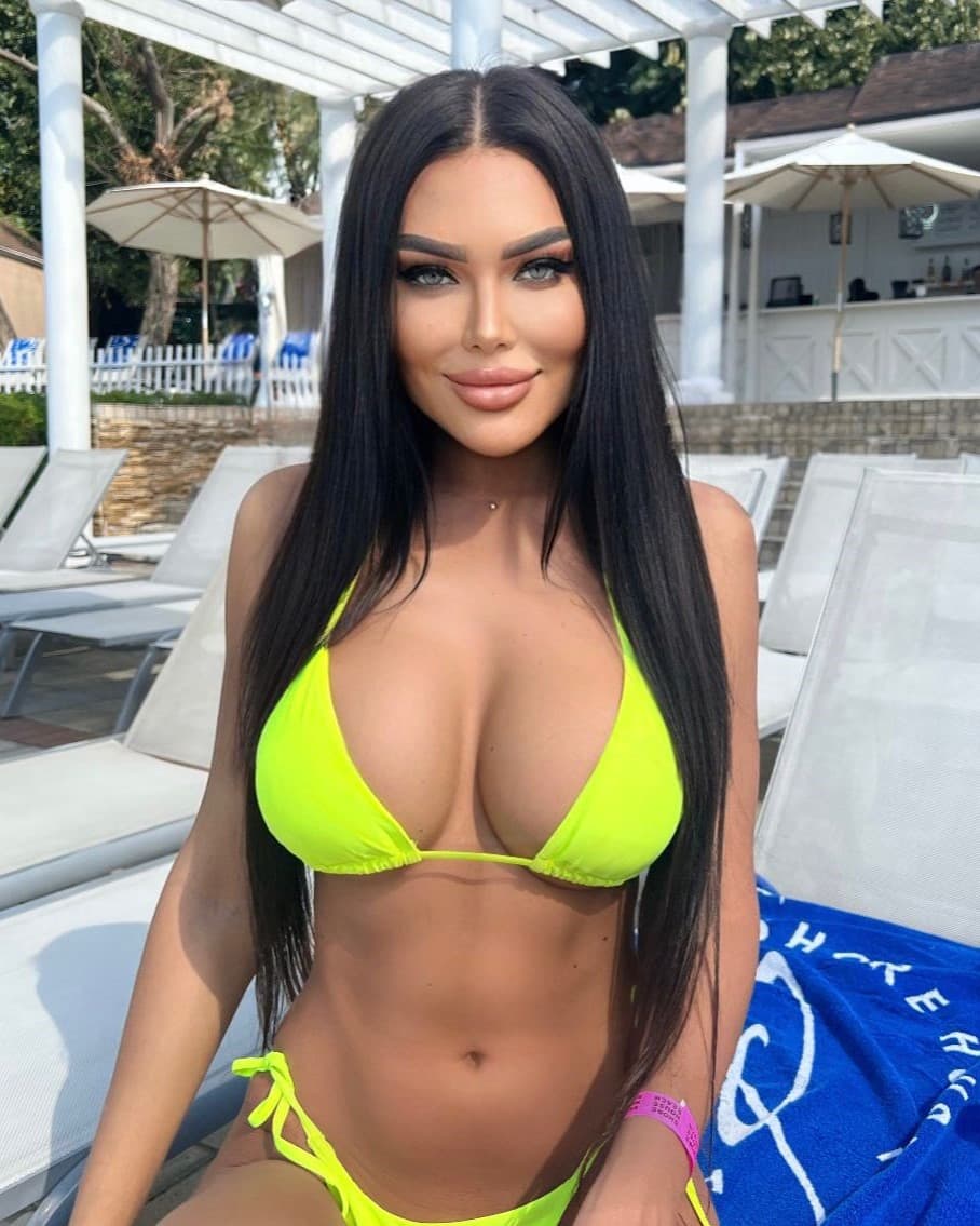 Sabina, 21 — escort in Rotterdam
