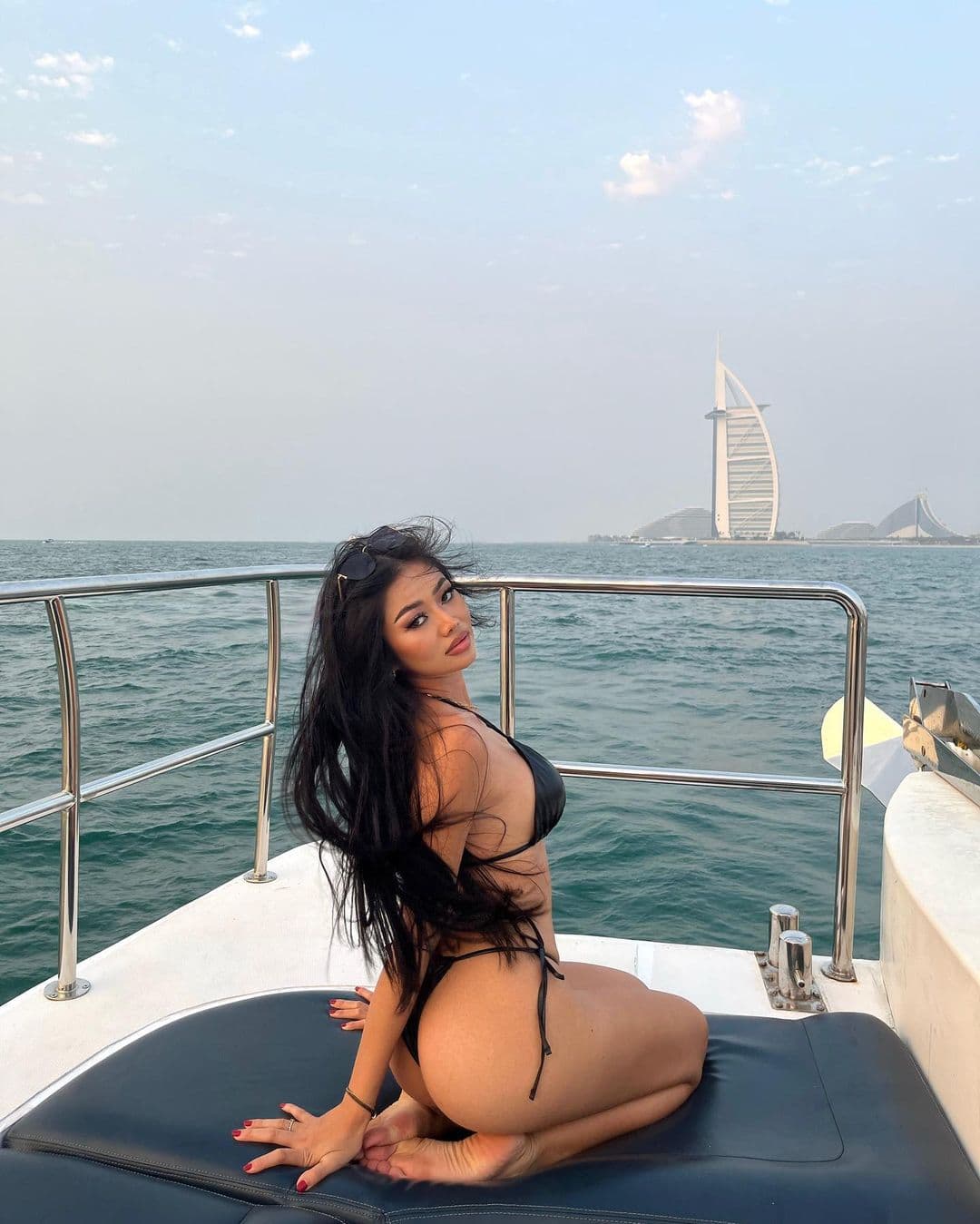 Livia (25) — portret in Den Haag