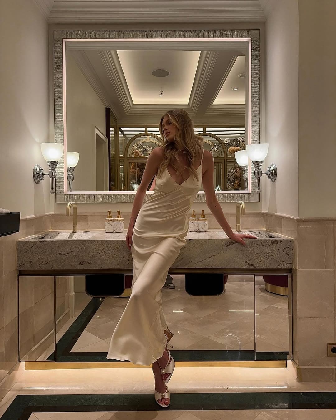 Escort Caroline (Rotterdam) — afbeelding 14