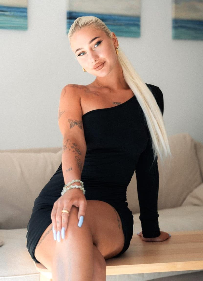 Elina Amsterdam escort — foto 3