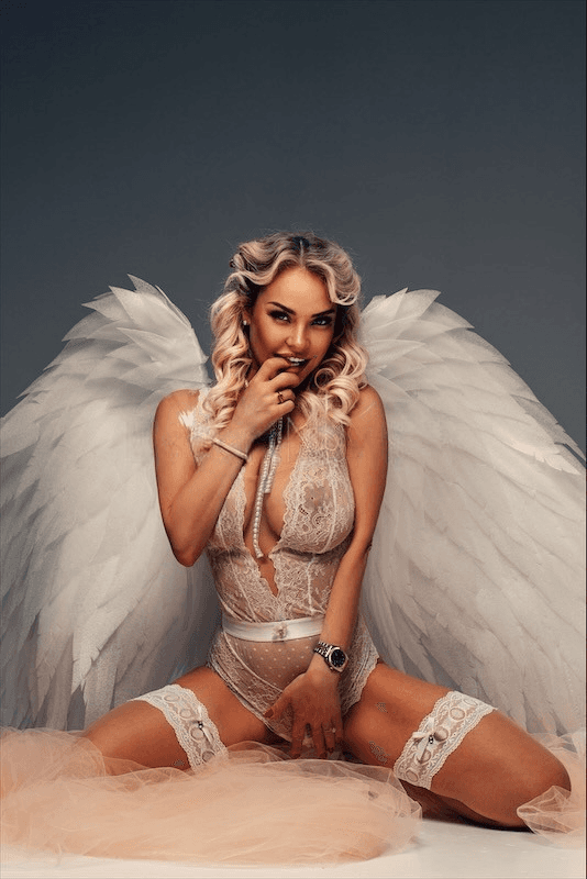 Xavia, 26 — escort in Groningen