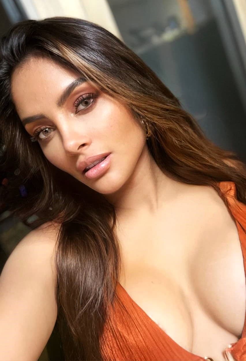 Noha Tilburg escort — foto 3