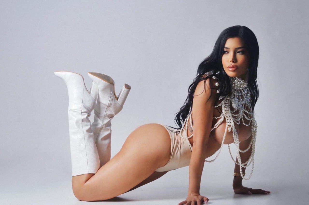 Escort Adriana, 27 jaar, Amsterdam
