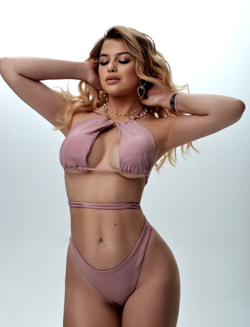 Alice Den Haag escort — foto 6