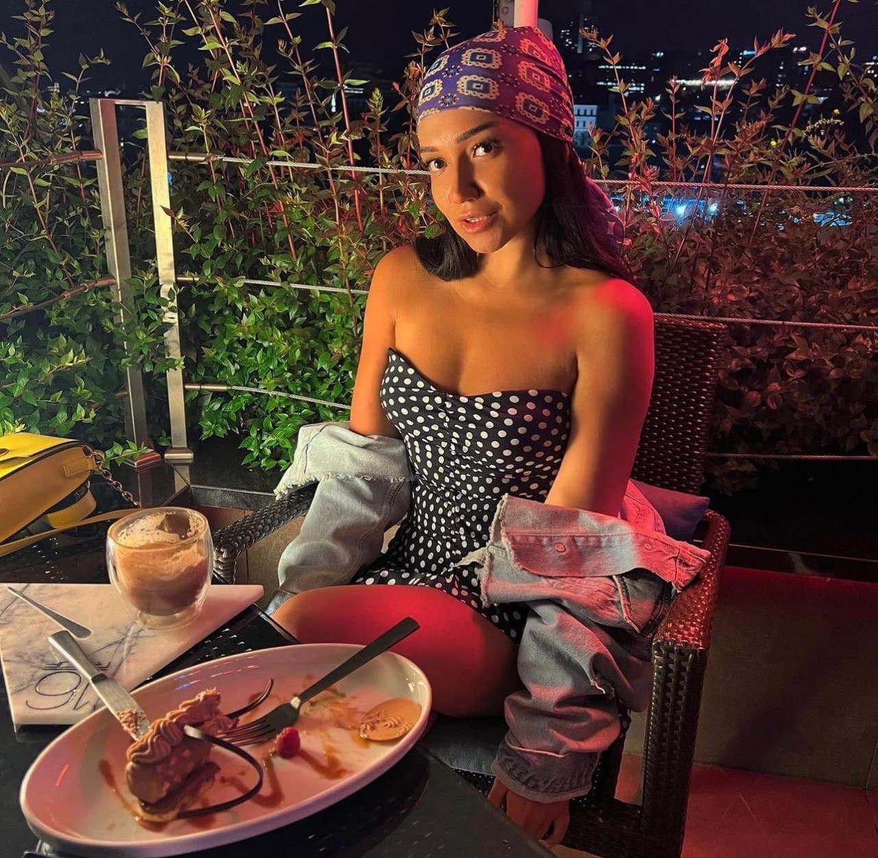 Alice Den Haag escort — foto 3