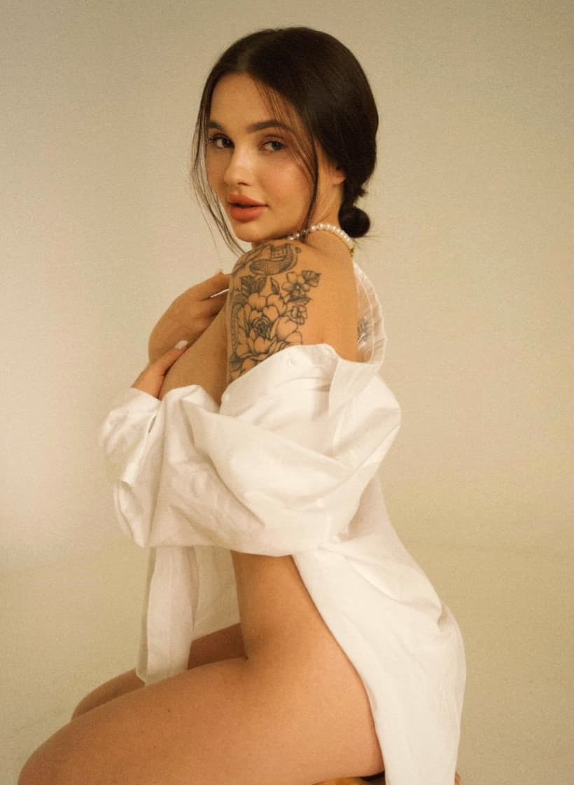 Anya Den Haag escort — foto 7