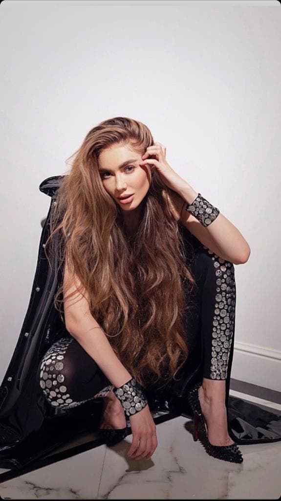 Valentina (24) — portret in Rotterdam