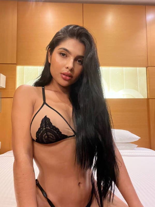 Escort Ruby (Rotterdam) — afbeelding 5