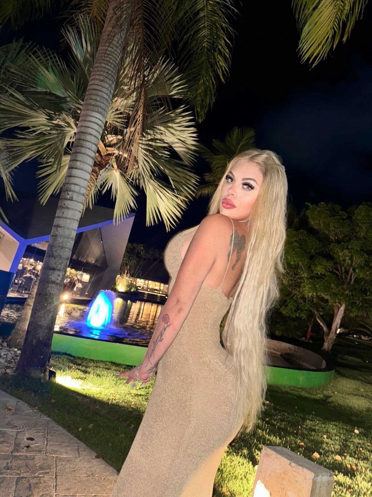 Mia Apeldoorn escort — foto 3