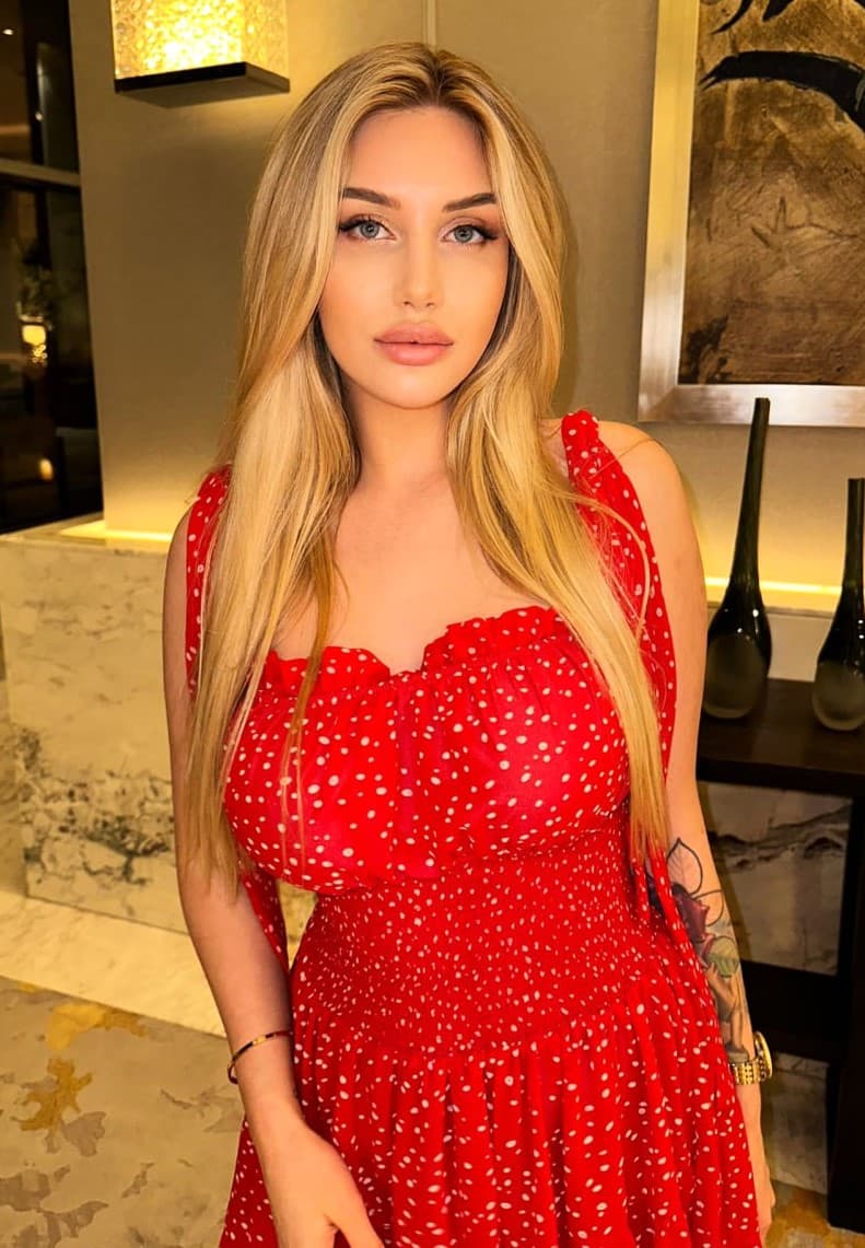 Amelia (22) | Amsterdam escort