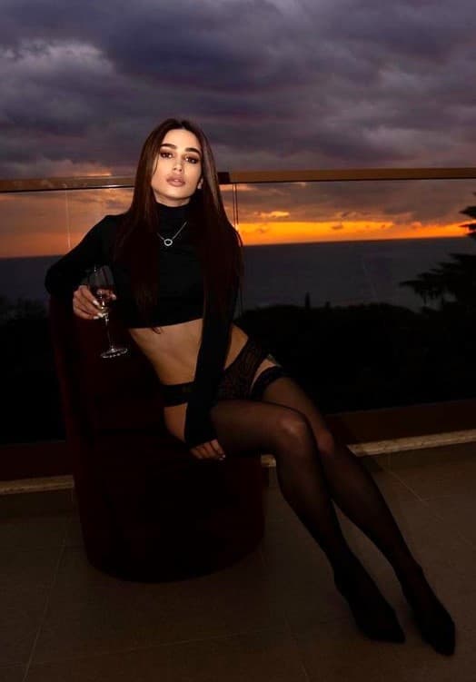 Escort Amina portret, Zaanstad