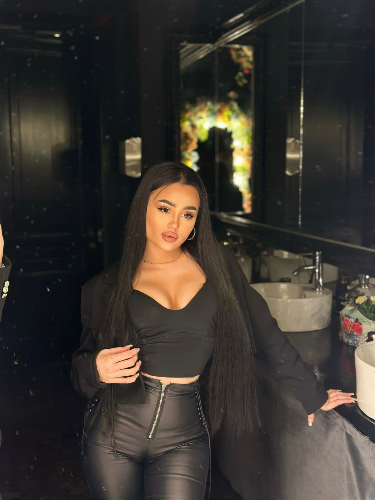 Escort Leora (Amsterdam) — afbeelding 5