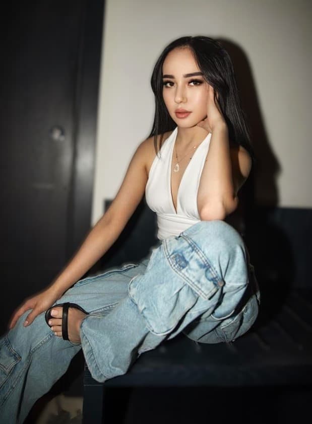 Malika Apeldoorn escort — foto 5