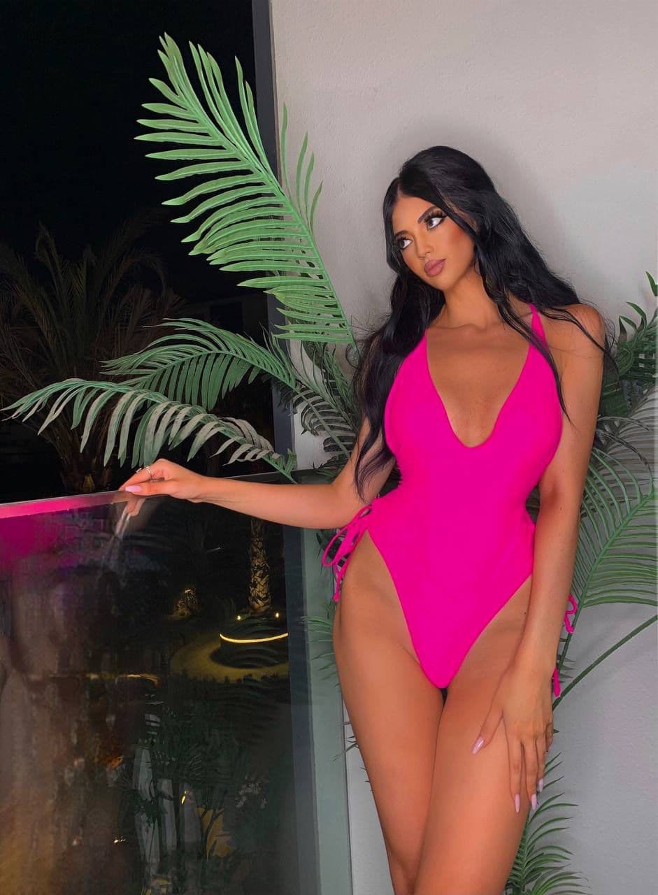 Ariana Den Haag escort — foto 6