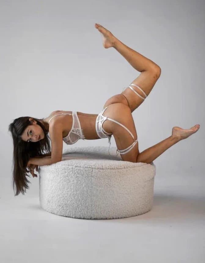 Yana Arnhem escort — foto 4