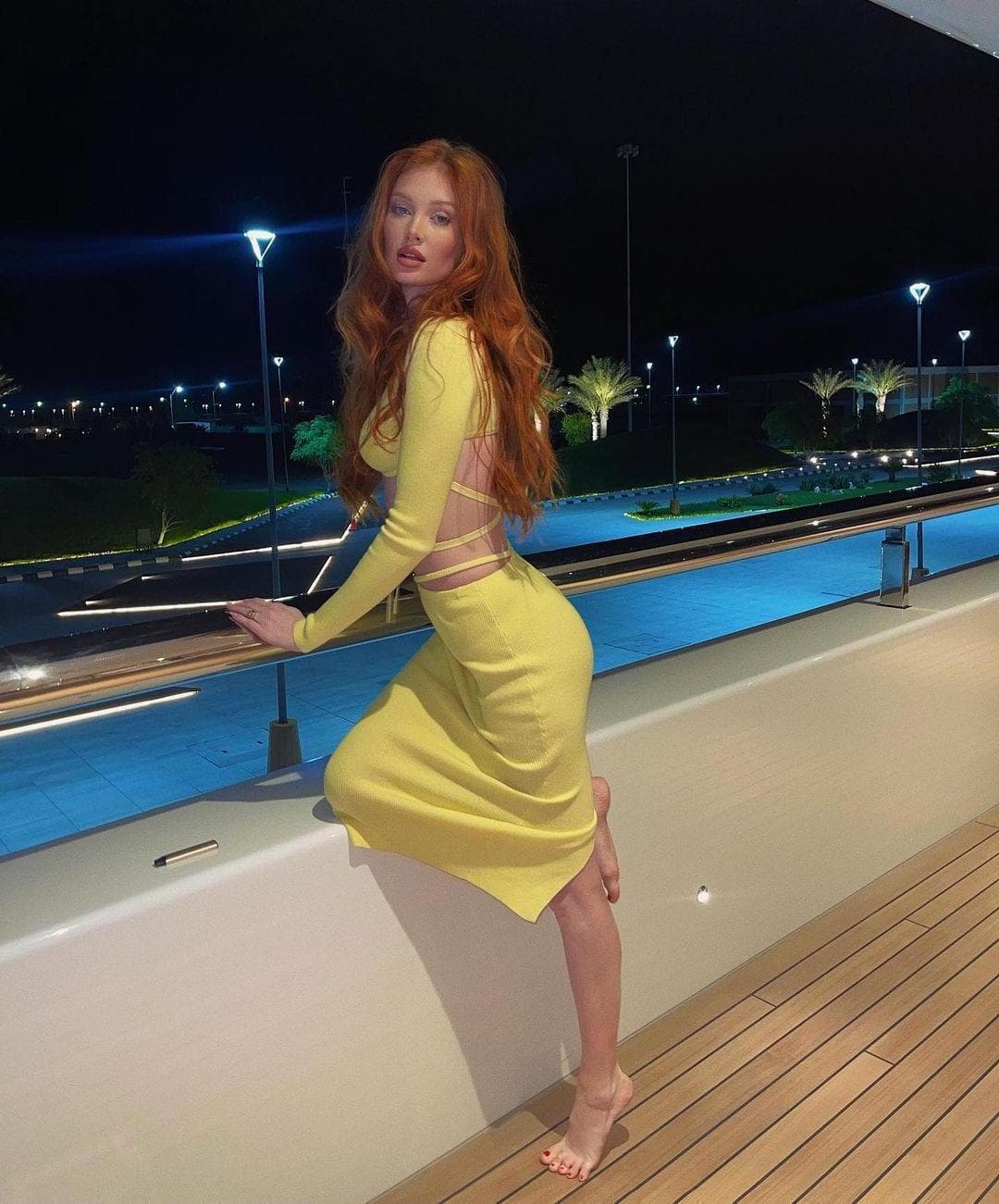 Ella, 24 — escort in Rotterdam
