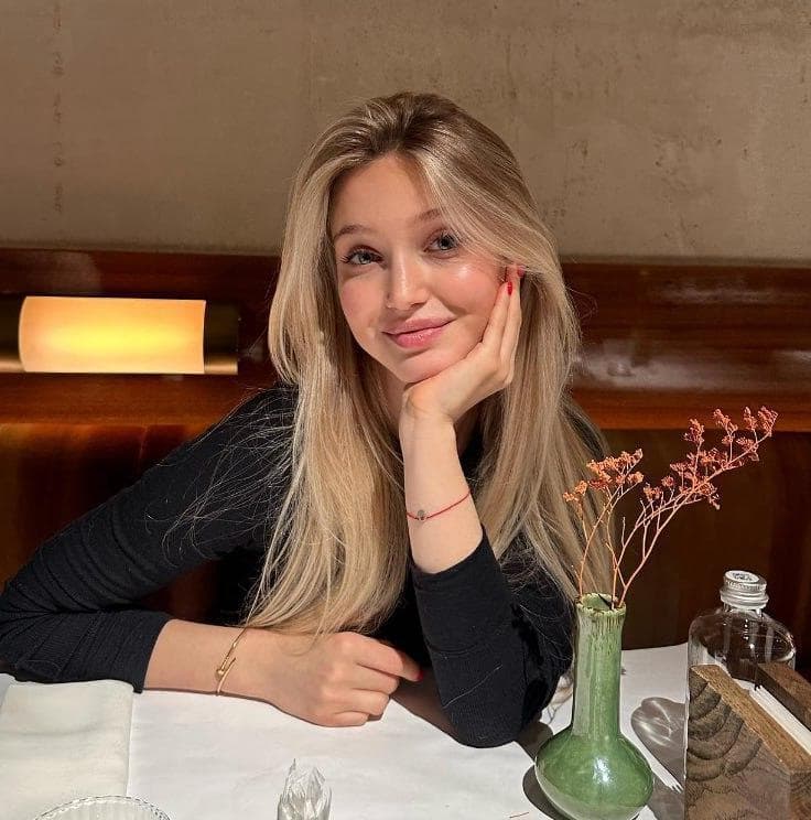 Kate — 23-jarige escort in Zaanstad