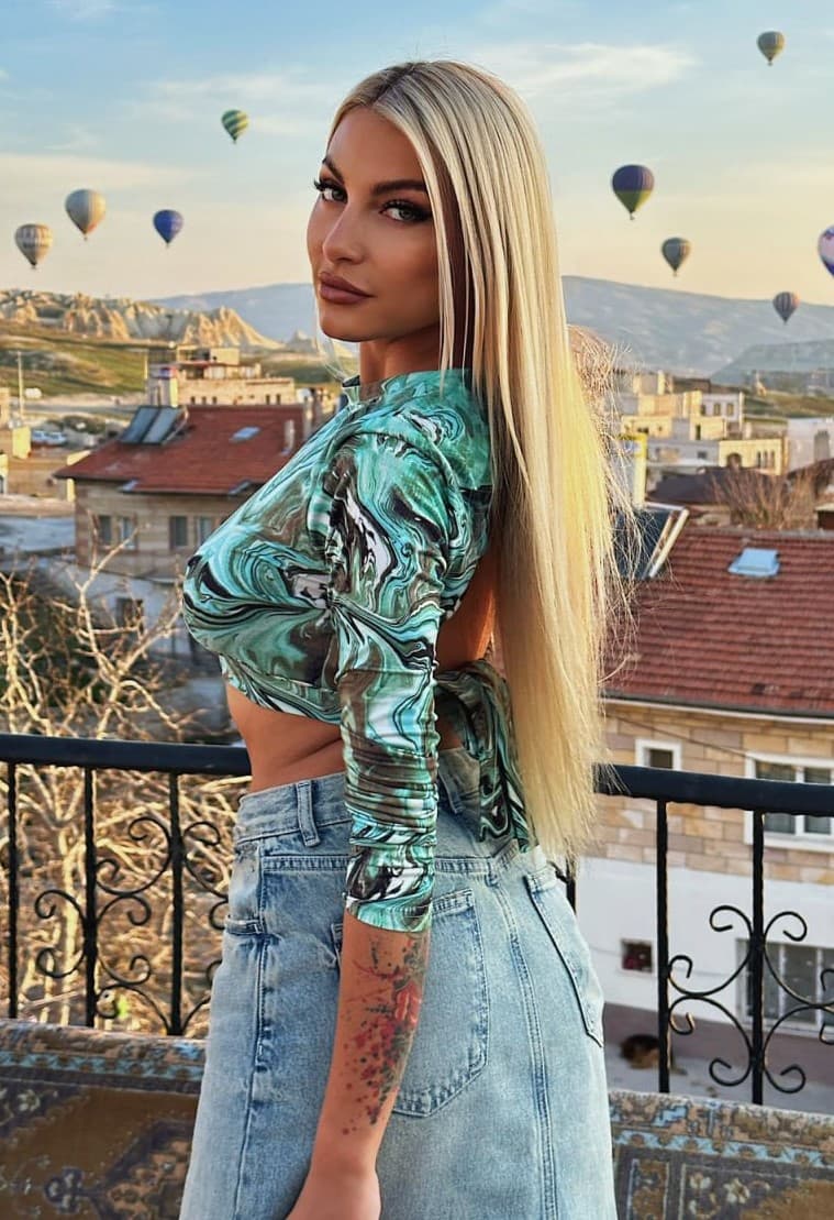 Kristina — 30-jarige escort in Den Haag