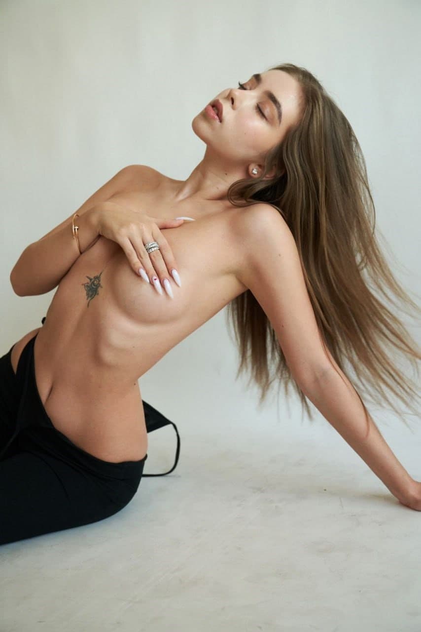 Daria (20) — portret in Den Haag