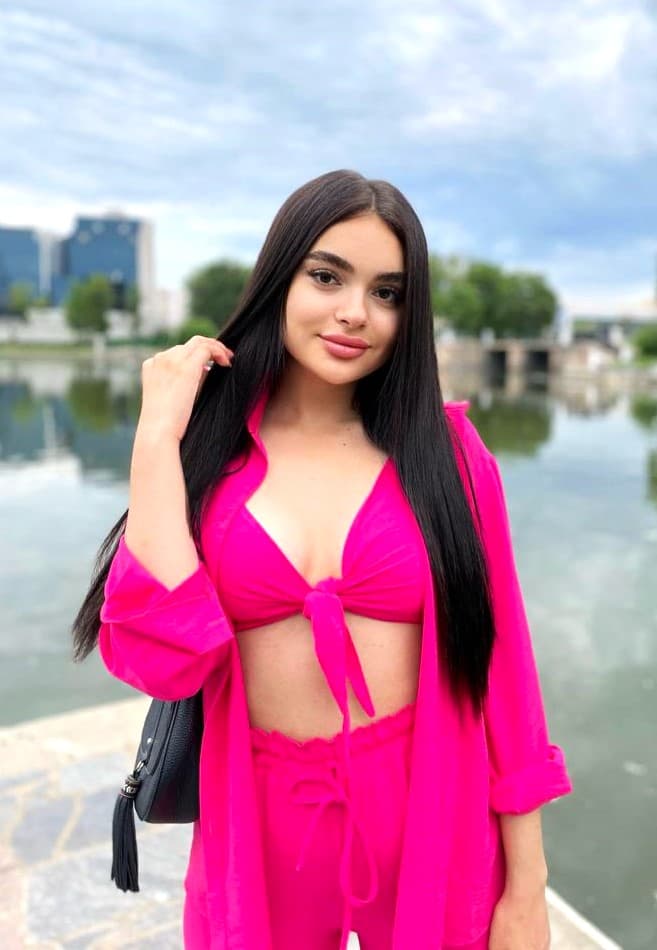 Escort Vika, 19 jaar, Eindhoven