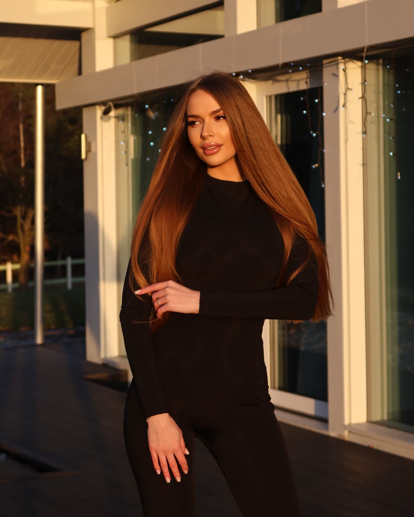 Aurora, brunette tengere escort Almere