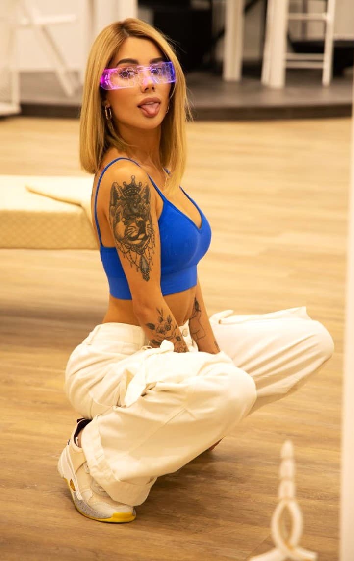 Angela (22) — portret in Nijmegen