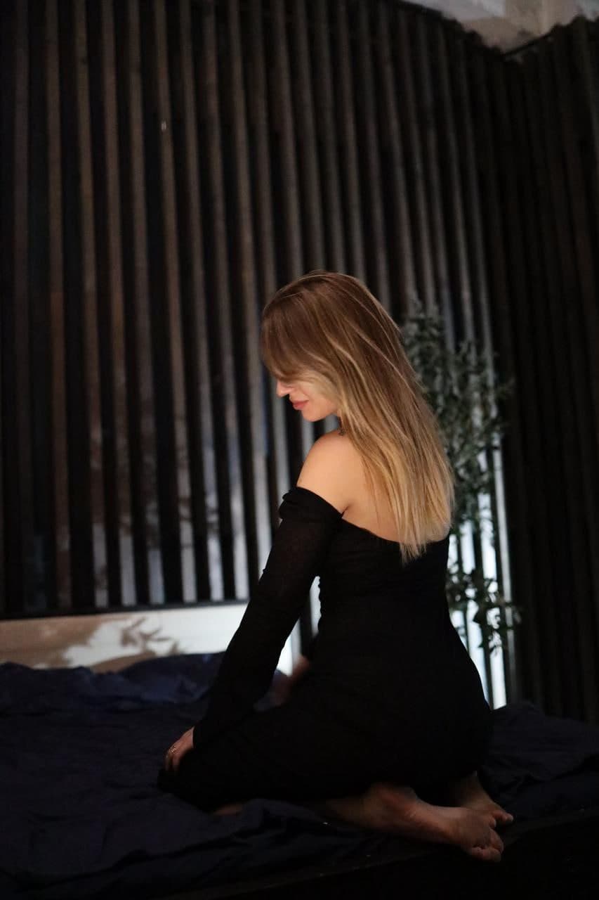 Teona (26) — portret in Amsterdam