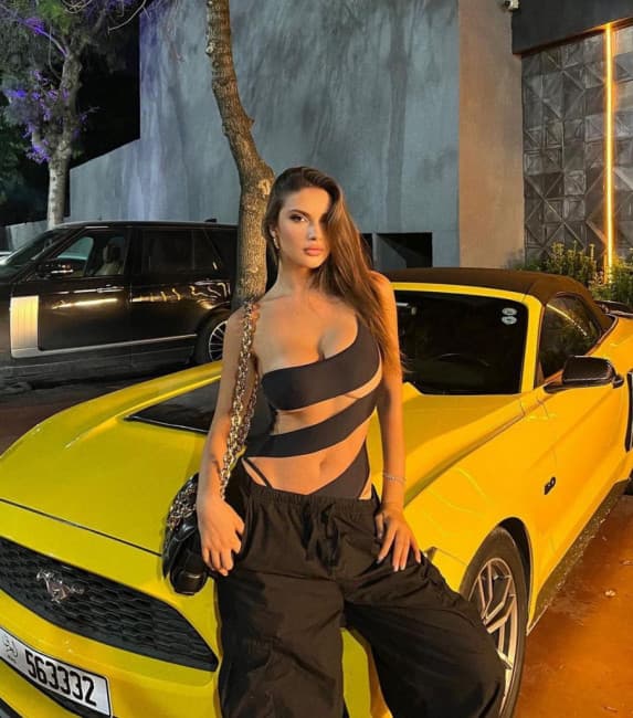 Cosette, 26 — escort in Apeldoorn