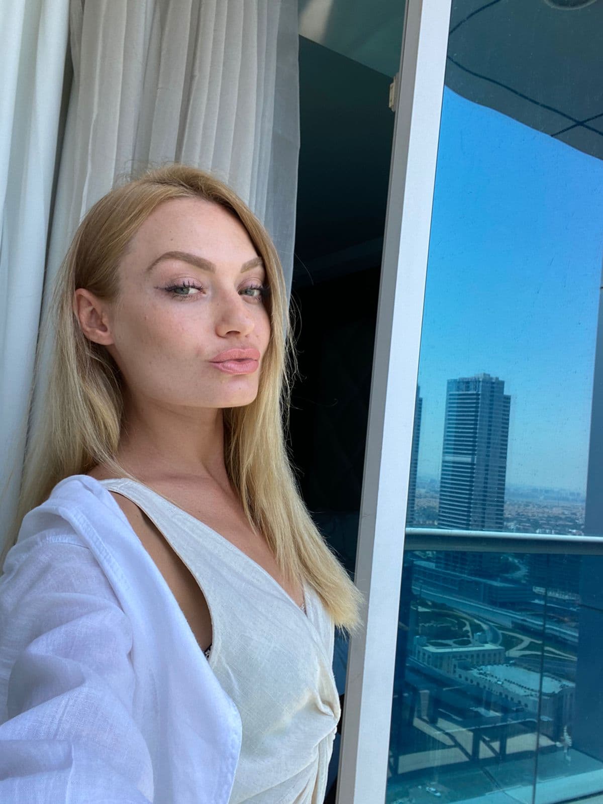 Aziza Rotterdam escort — foto 4